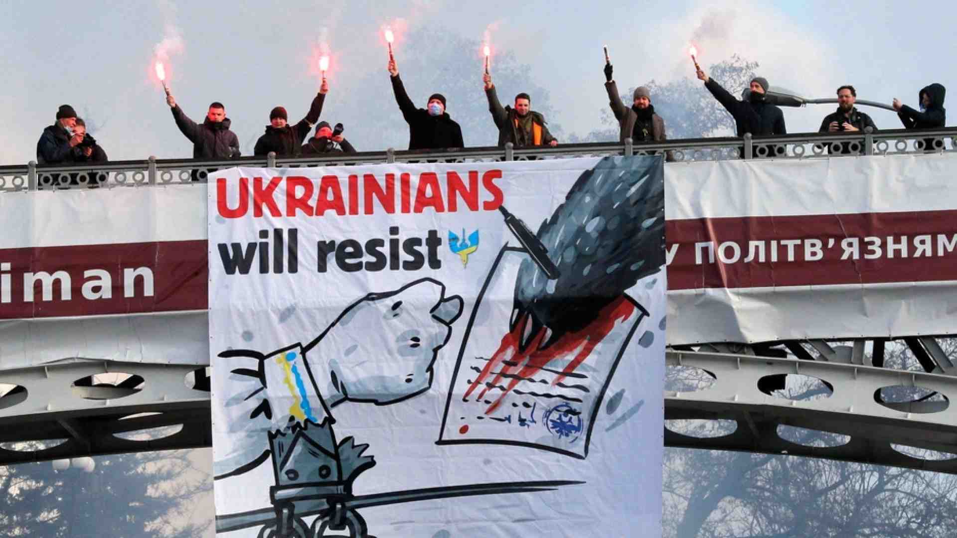 Immagine di Ucraina, paura e diplomazia. Il colloquio Biden-Putin non "svolta"