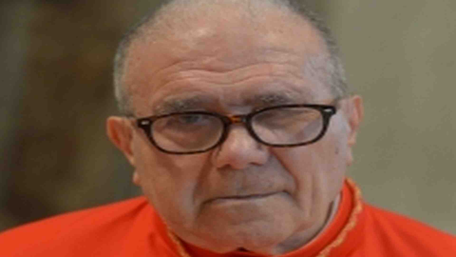 Immagine di Cagliari, addio al cardinale Luigi De Magistris