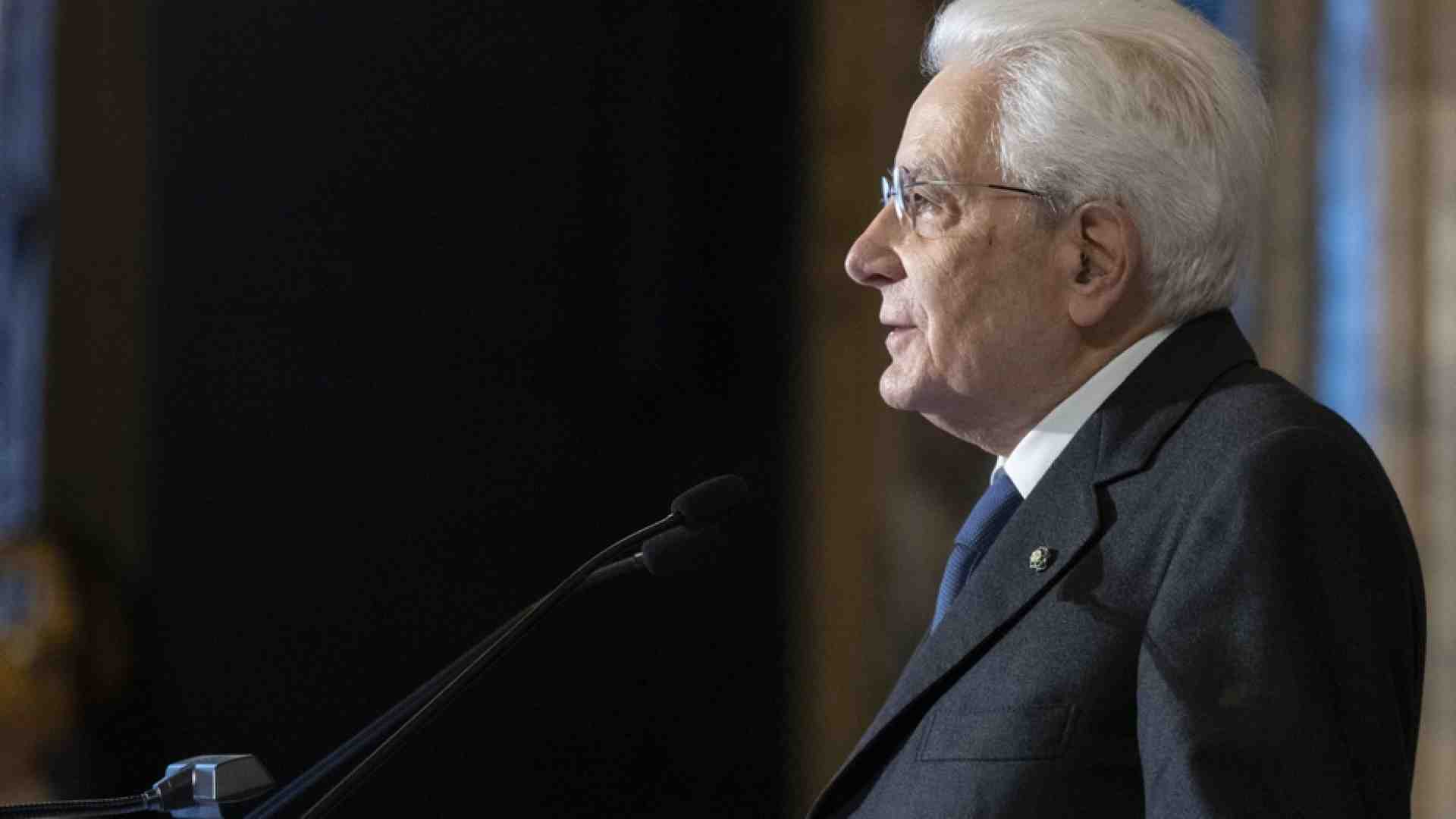 Immagine di Dovere di voto: Cinque stelle tirati per le orecchie dalla Storia