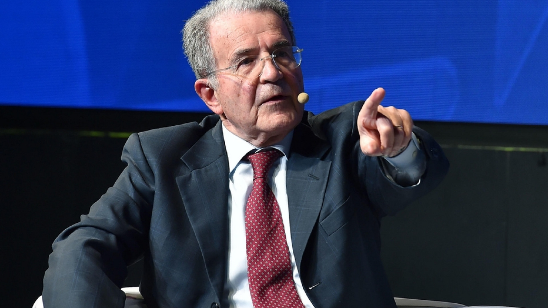 Immagine di Prodi: Così la ripresa si ferma, è un danno per tutti
