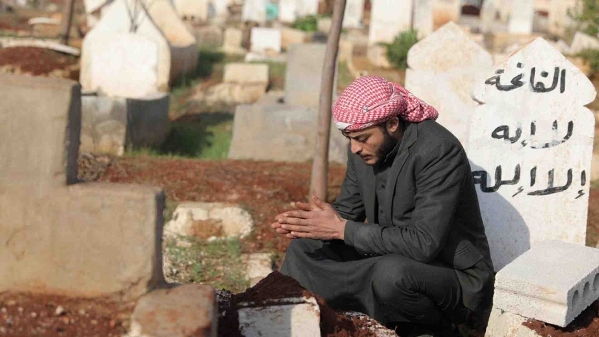 Immagine di Oscurata dall'Ucraina, la strage in Siria prosegue: almeno 333 morti in un mese