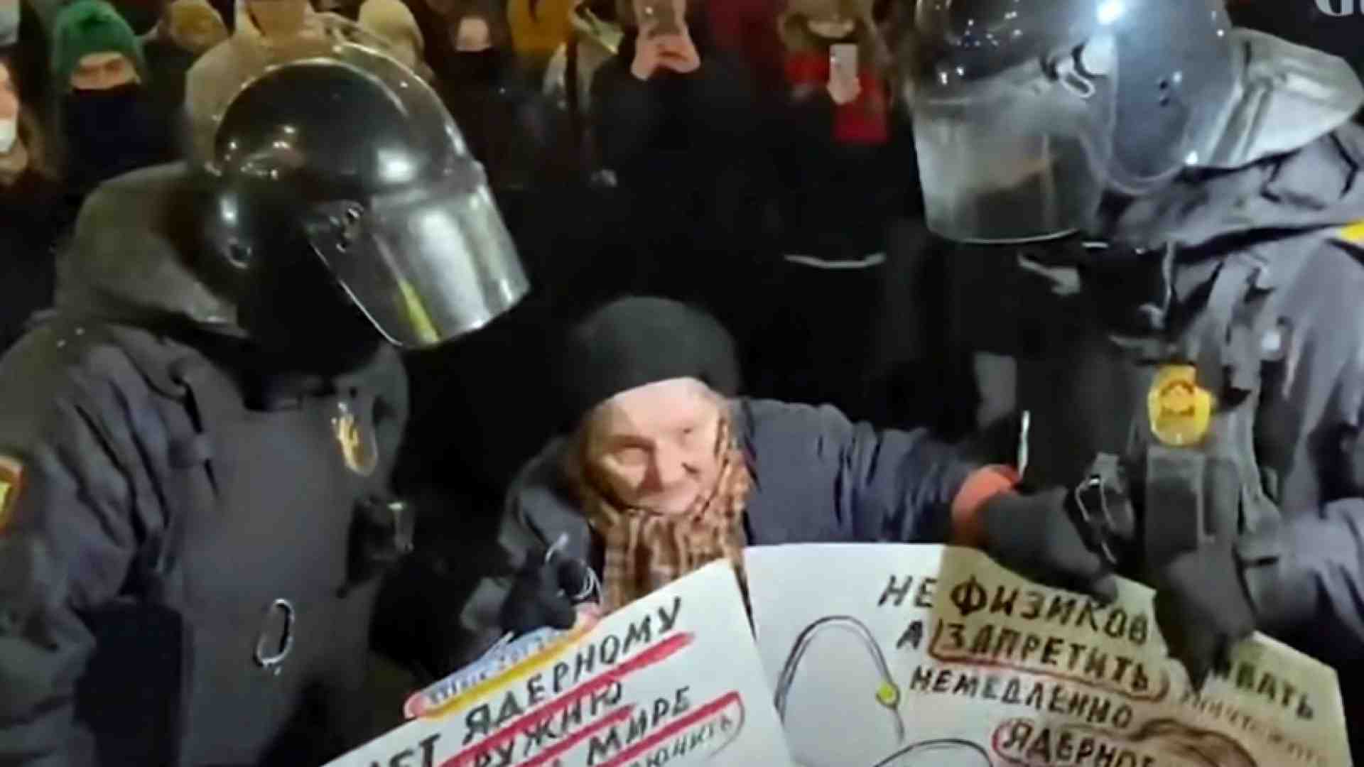 Immagine di «No alla guerra». Arrestata la nonna sopravvissuta all'assedio di Leningrado