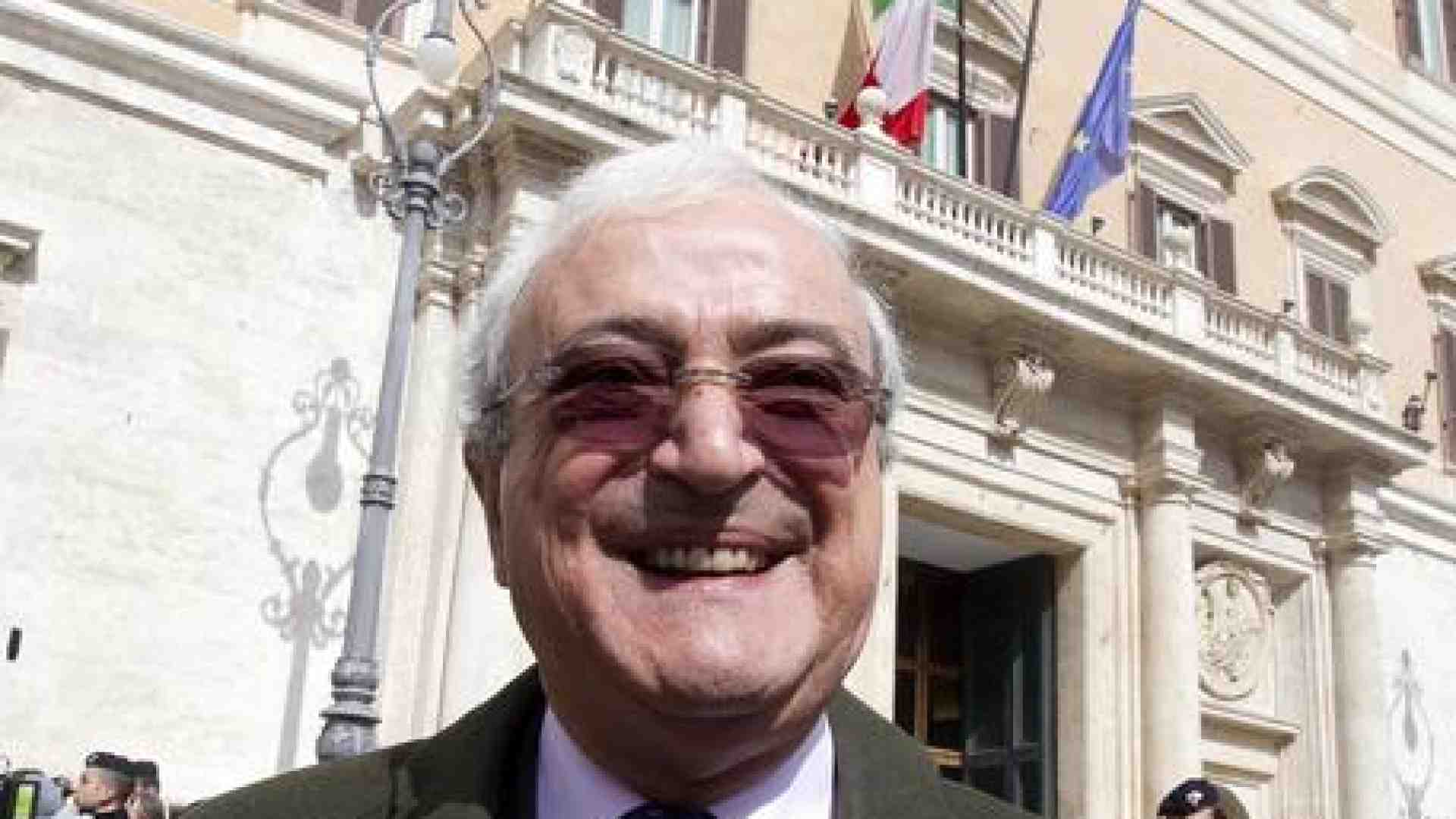 Immagine di Addio ad Antonio Martino, l'euroscettico amico degli Usa, per l'Europa dei popoli