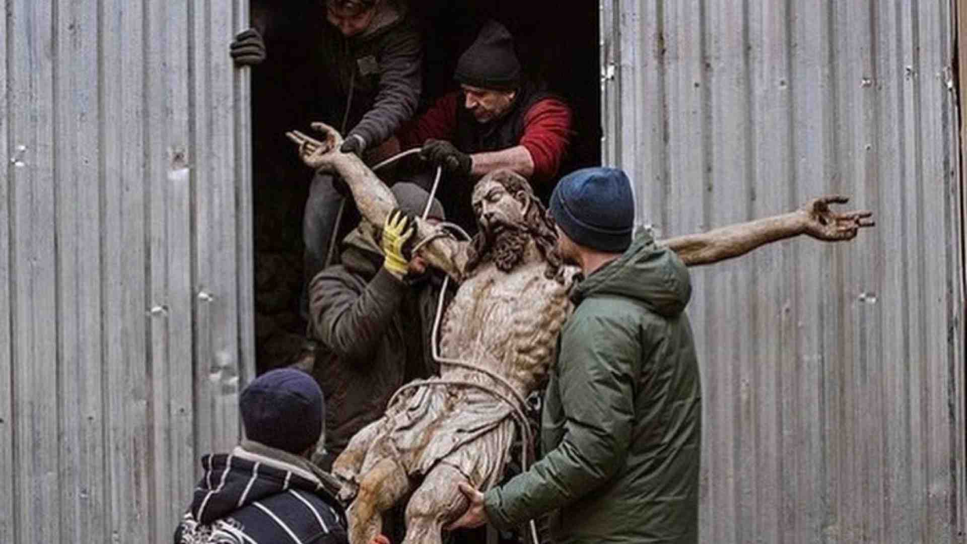Immagine di Non solo il Crocifisso: a Leopoli la corsa a salvare il patrimonio artistico