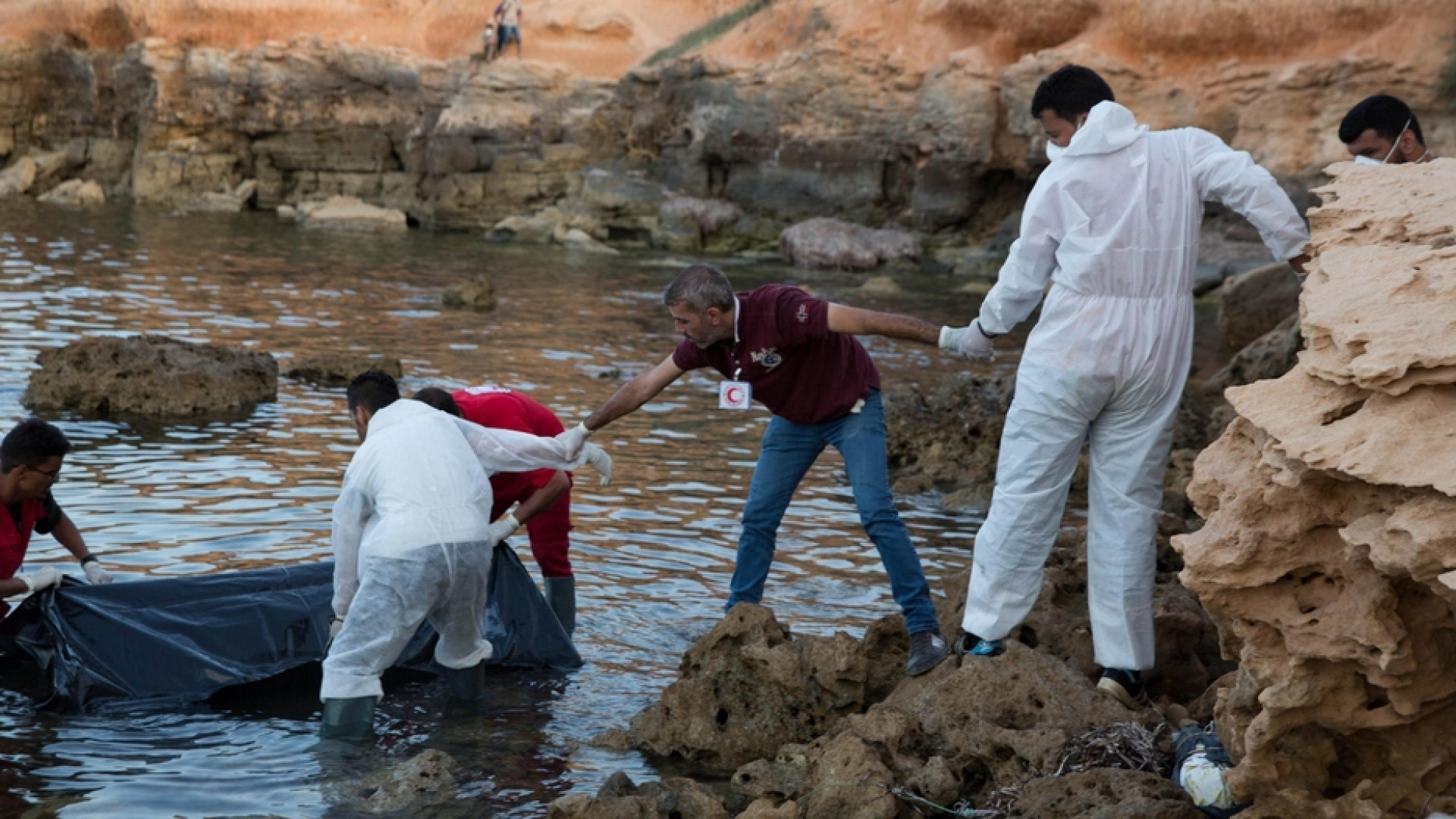 Immagine di Tragedia in mare, 50 migranti morti