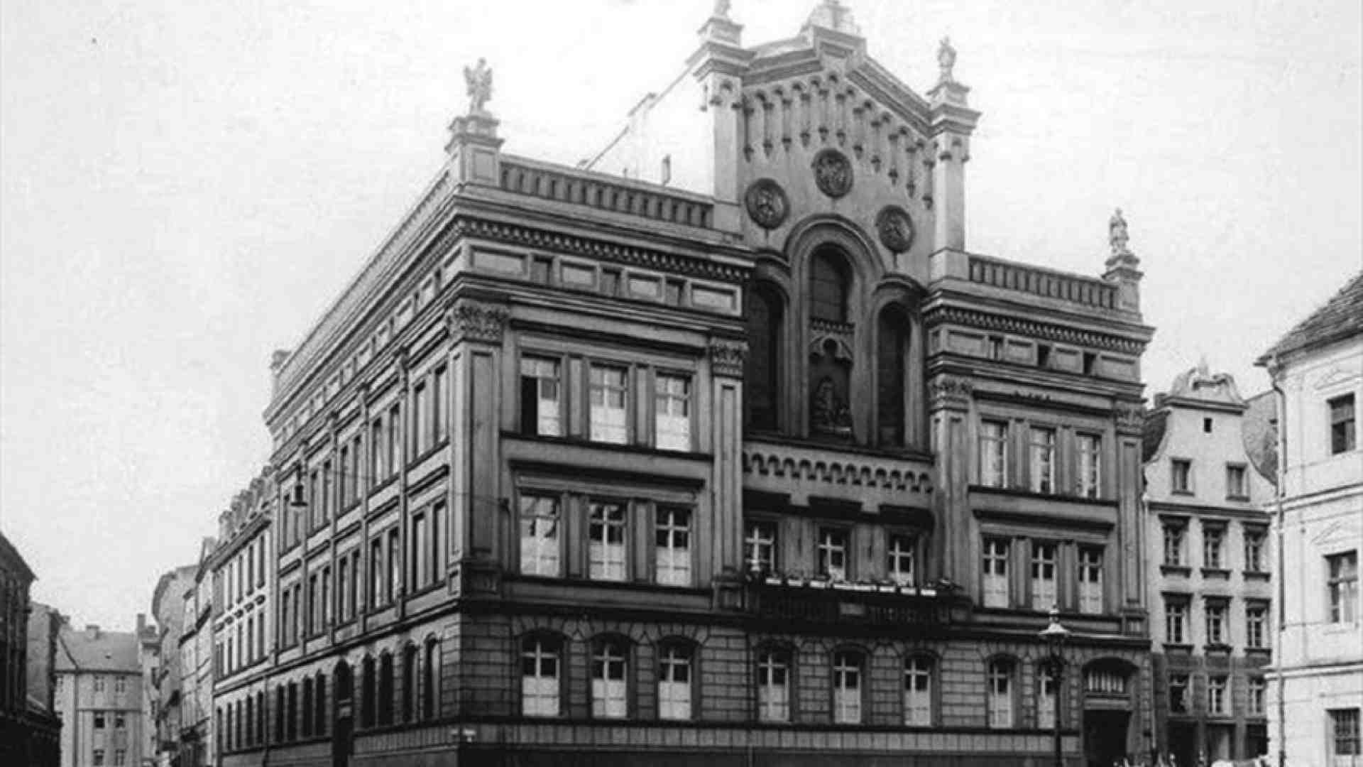 Immagine di Le monache che dissero no ai soldati sovietici, triste simbolo di guerra