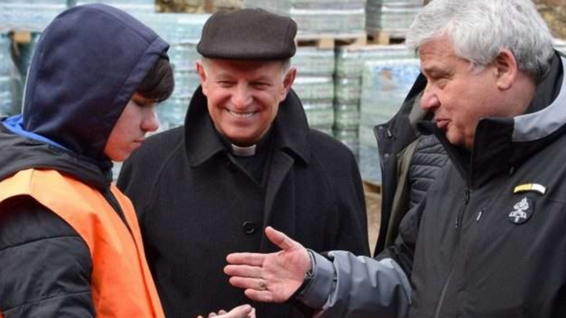 Immagine di L'elemosiniere del Papa in Ucraina, aiuti concreti a chi soffre