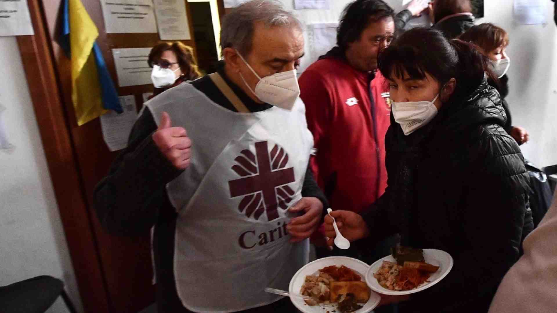 Immagine di Più posti letto e contributi ai profughi. Sarà un’accoglienza "modello sisma"