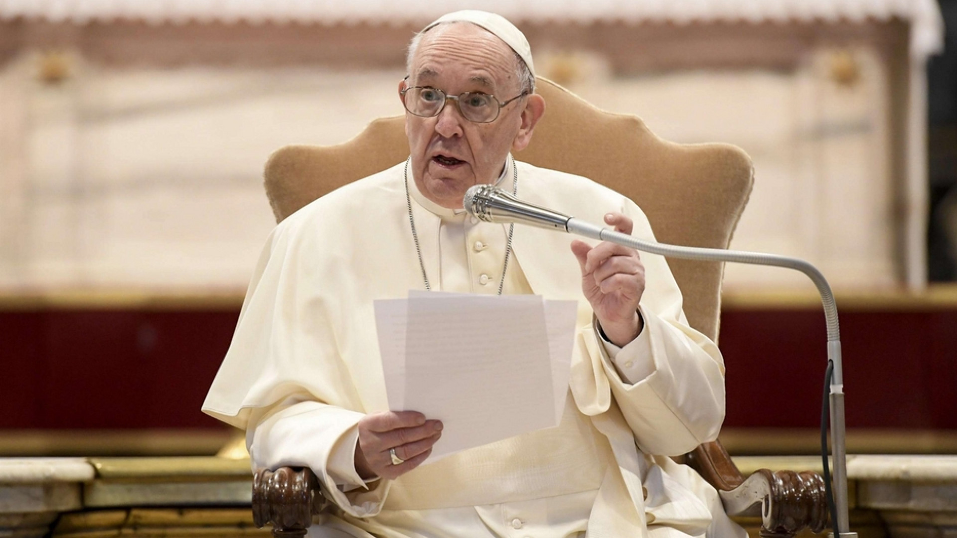 Immagine di Il Papa: ogni sacerdote abbia cuore di padre