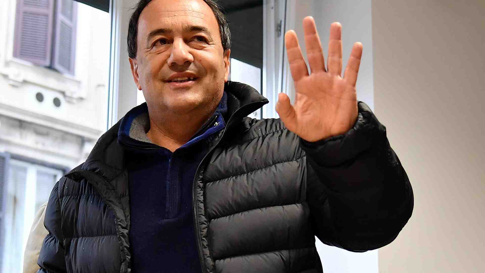 Immagine di Una campagna globale a favore di Mimmo Lucano