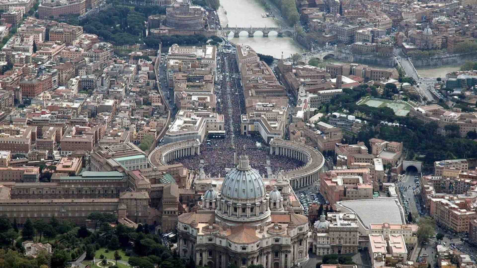 Immagine di Incarichi anche a laici e laiche ai vertici della Curia Romana