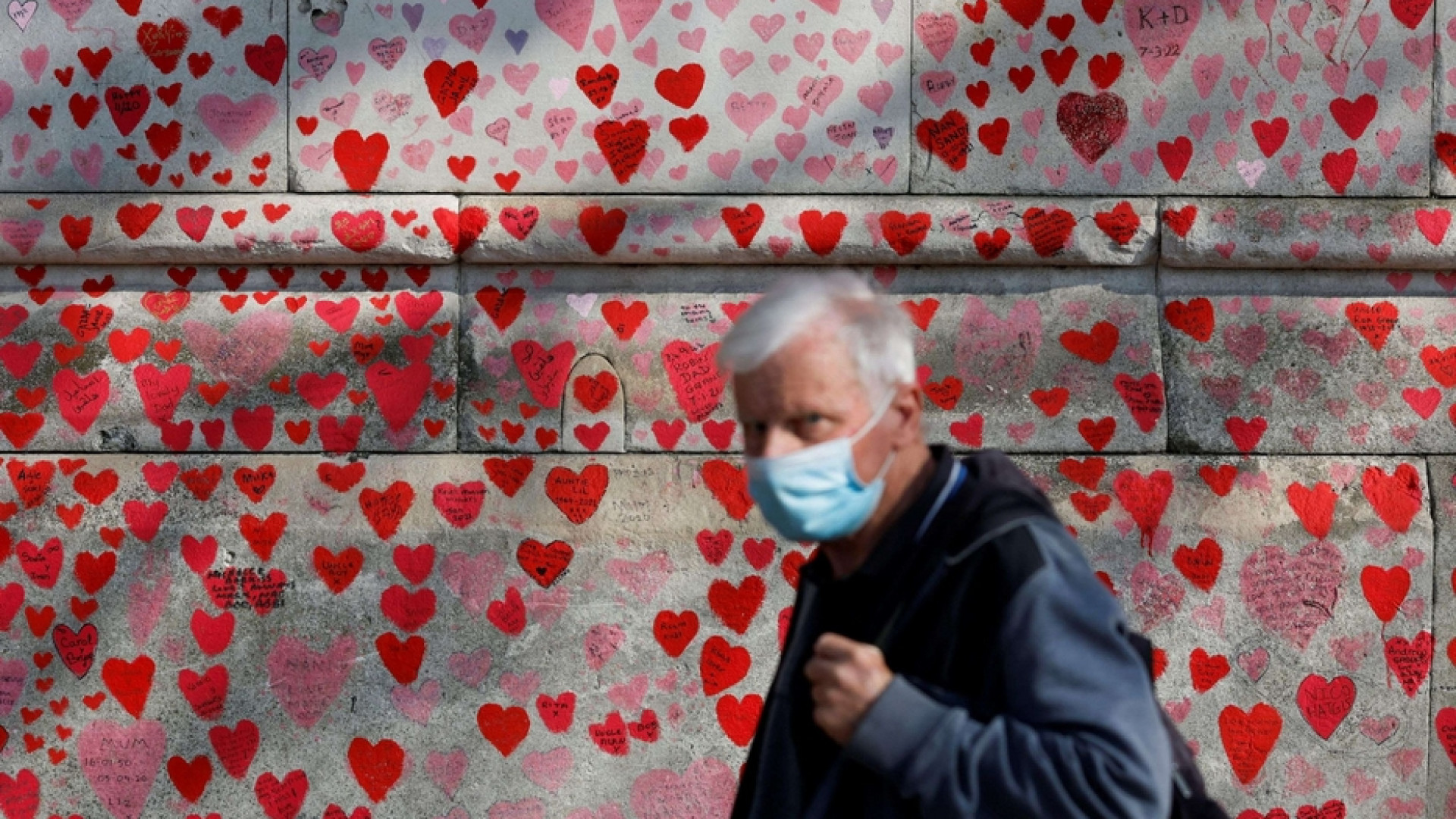 Immagine di Tra pandemia e conflitto ecco la spirale anti-democratica