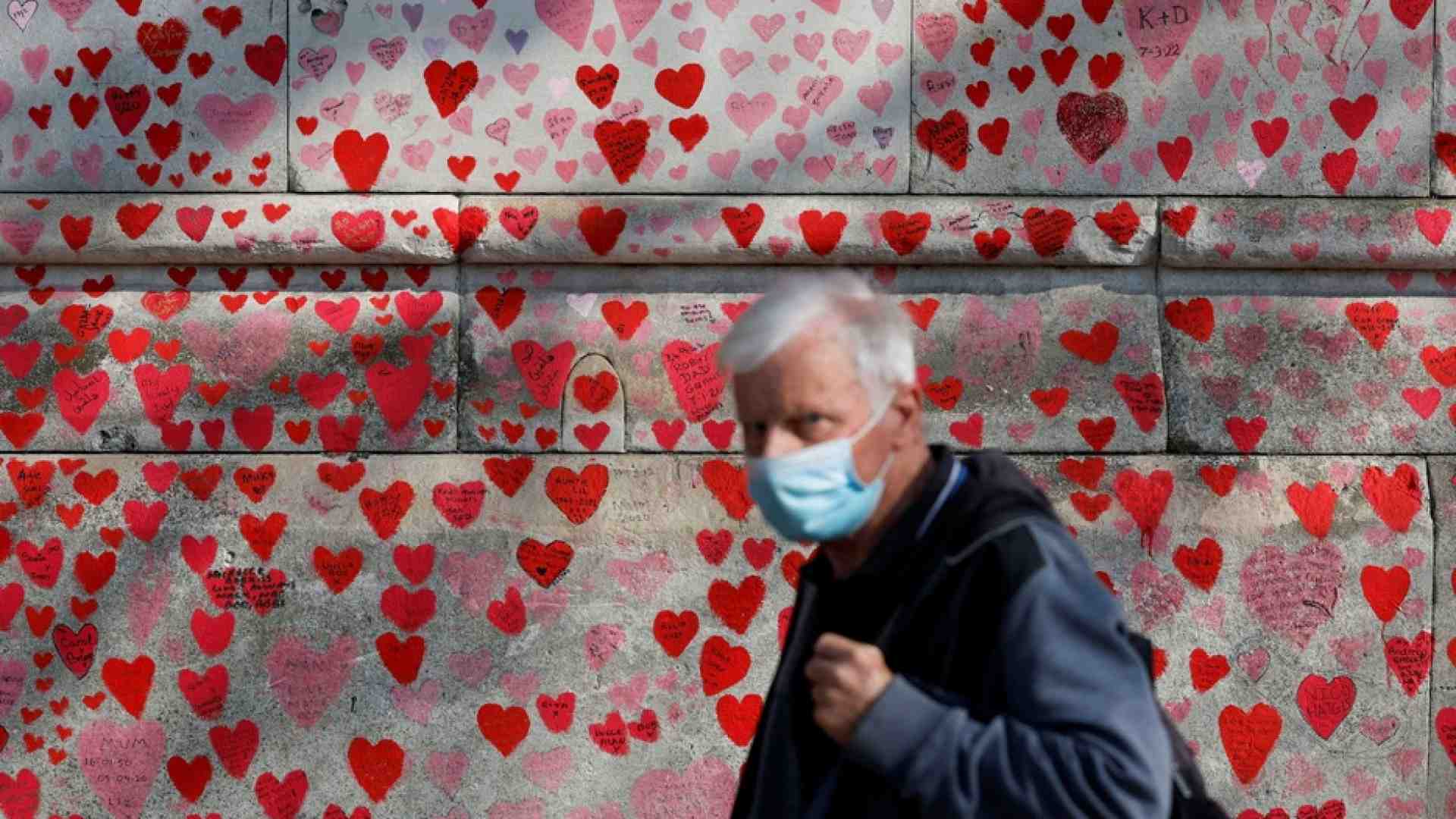 Immagine di Tra pandemia e conflitto ecco la spirale anti-democratica