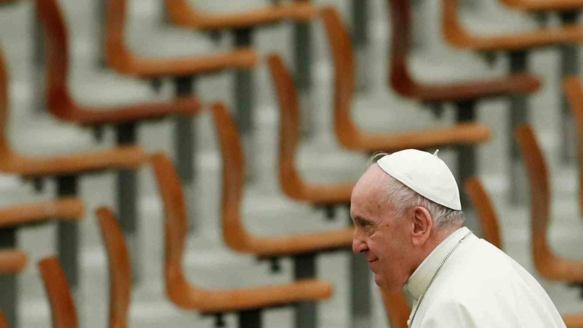 Immagine di Francesco: questa guerra è vergognosa per tutta l'umanità