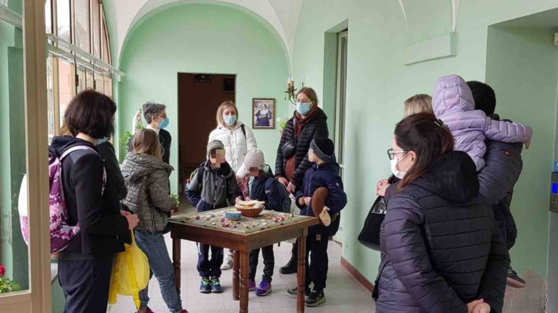 Immagine di Piacenza, le suore che hanno lasciato la loro casa alle profughe ucraine