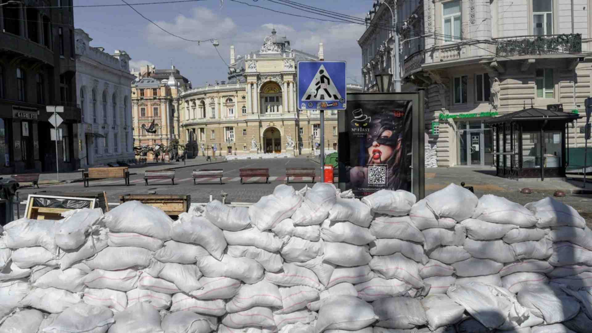 Immagine di Il vescovo: «Odessa è pronta agli attacchi. La nostra arma? La preghiera»