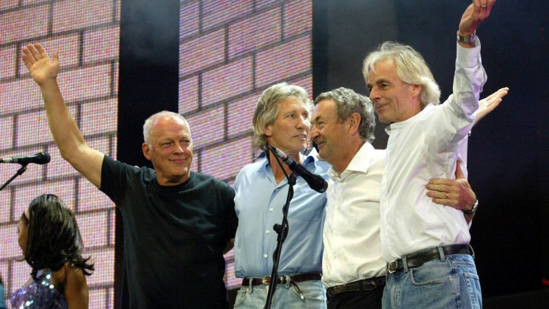 Immagine di I Pink Floyd dopo 28 anni scrivono insieme per l'Ucraina un nuovo brano