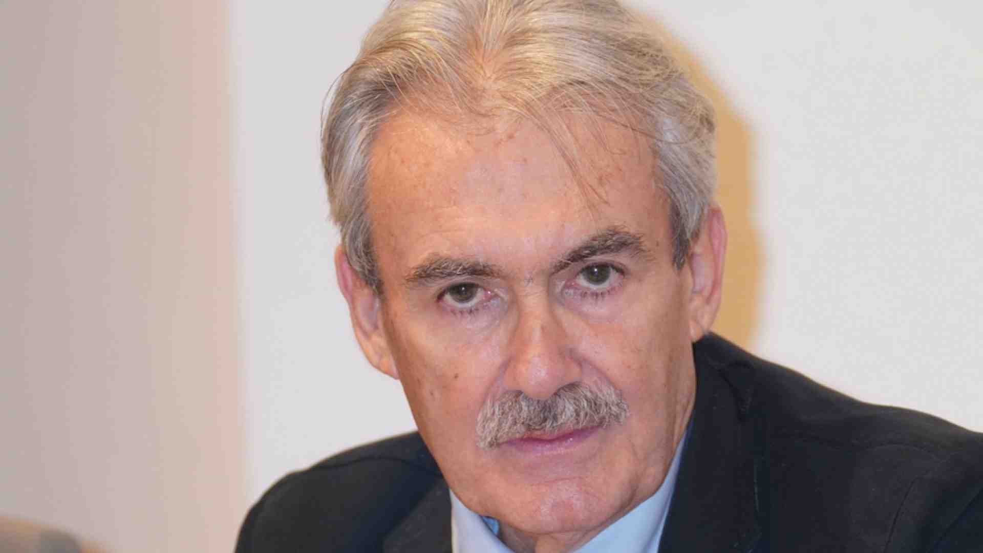Immagine di Chi non vuole un solo tetto ma 27 per il condominio Europa?