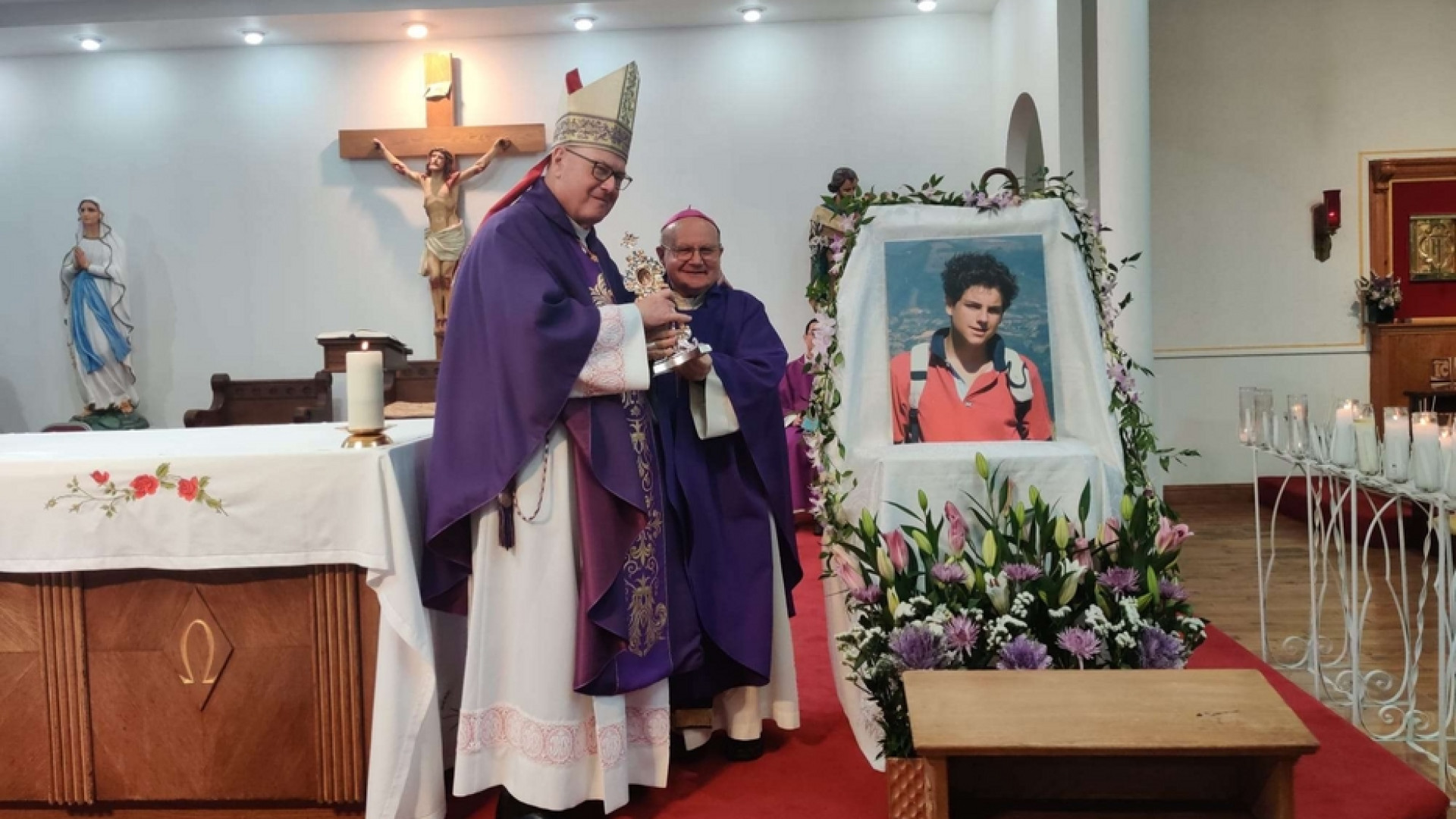 Immagine di Reliquia del beato Acutis a Brooklyn pochi giorni prima della fallita strage