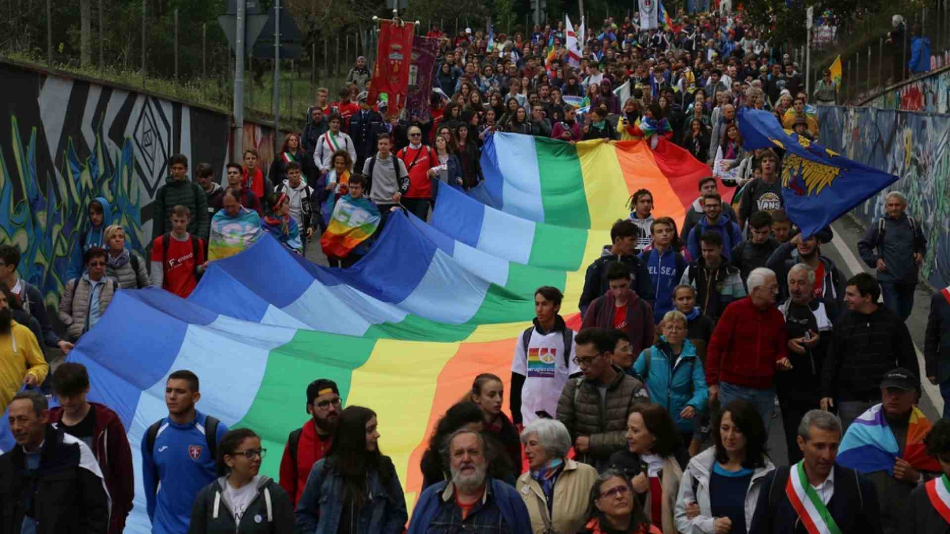 Immagine di Facciamo nascere dal basso un gran movimento di pace