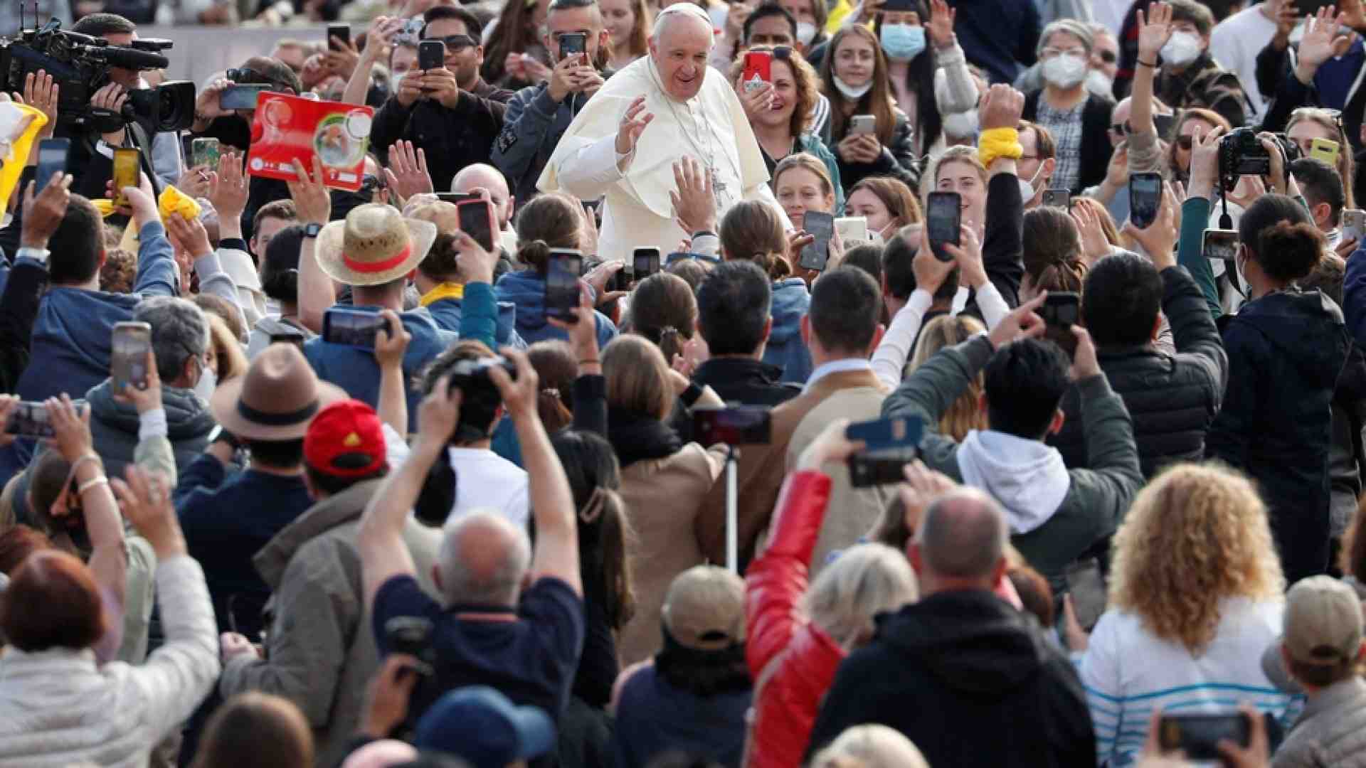 Immagine di Il Papa: custodire gli anziani, non lasciarli soli