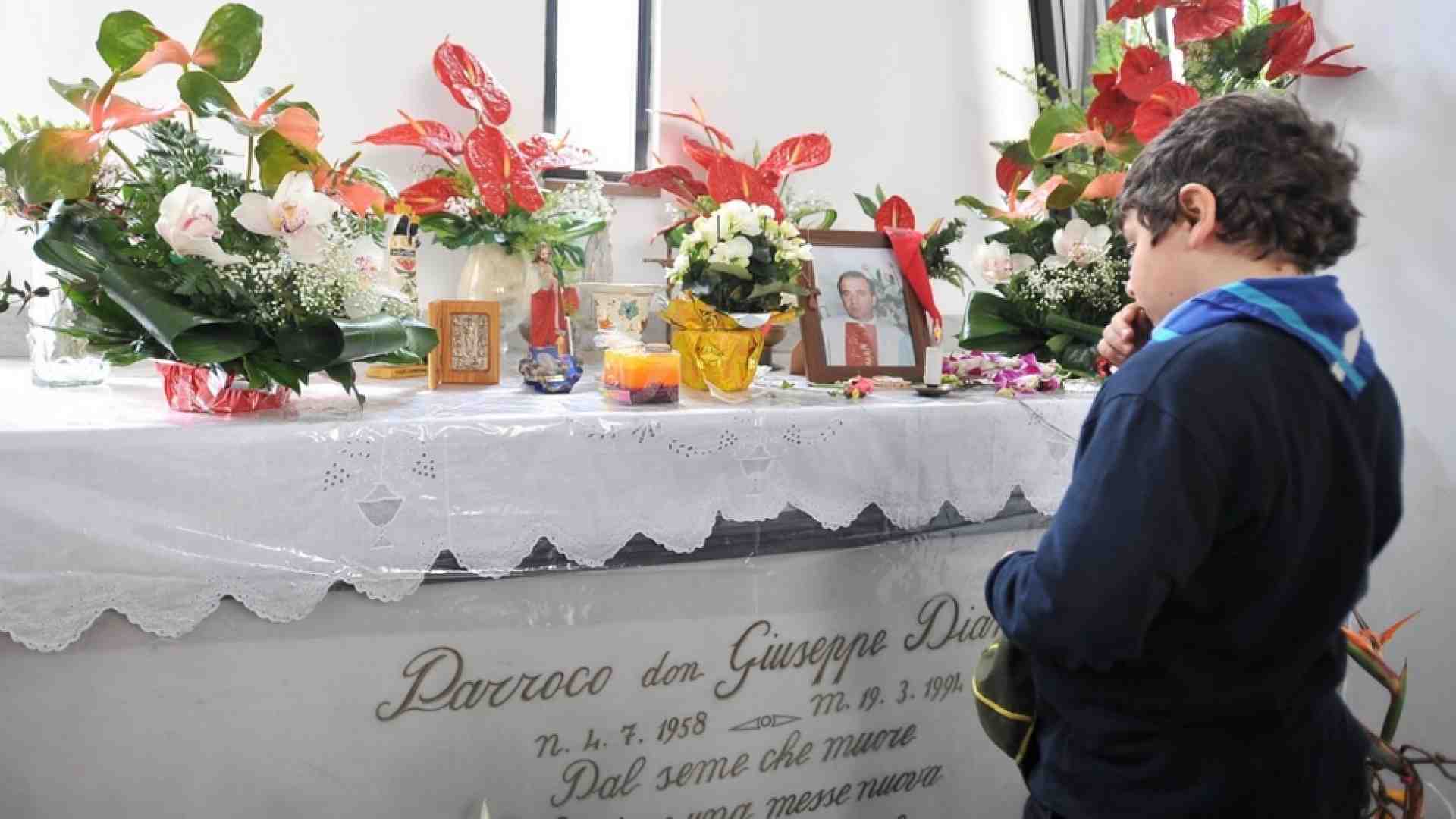 Immagine di Fece uccidere don Diana, muore «O’ lupo» Nunzio De Falco. Cosa passa, e cosa resta
