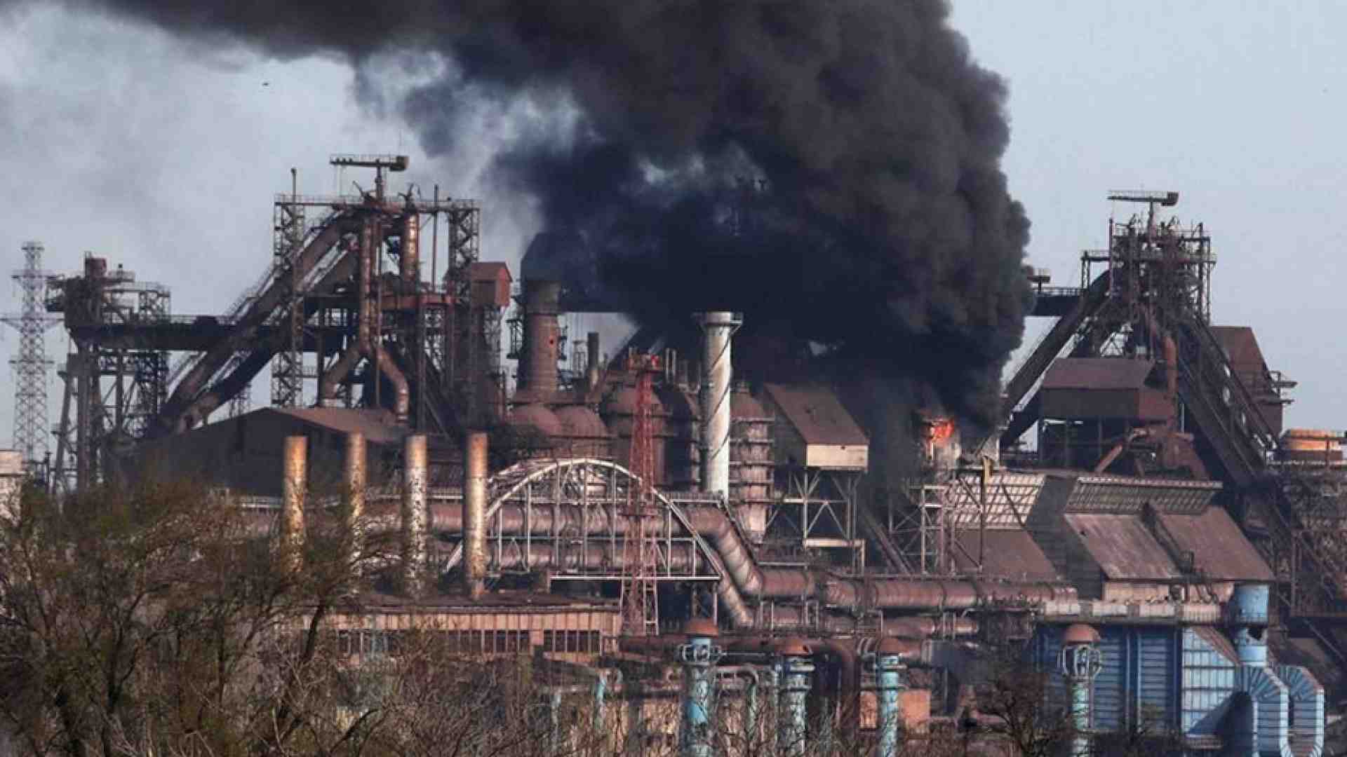 Immagine di Acciaieria Azovstal "oltre la catastrofe". Slitta l'evacuazione dei civili