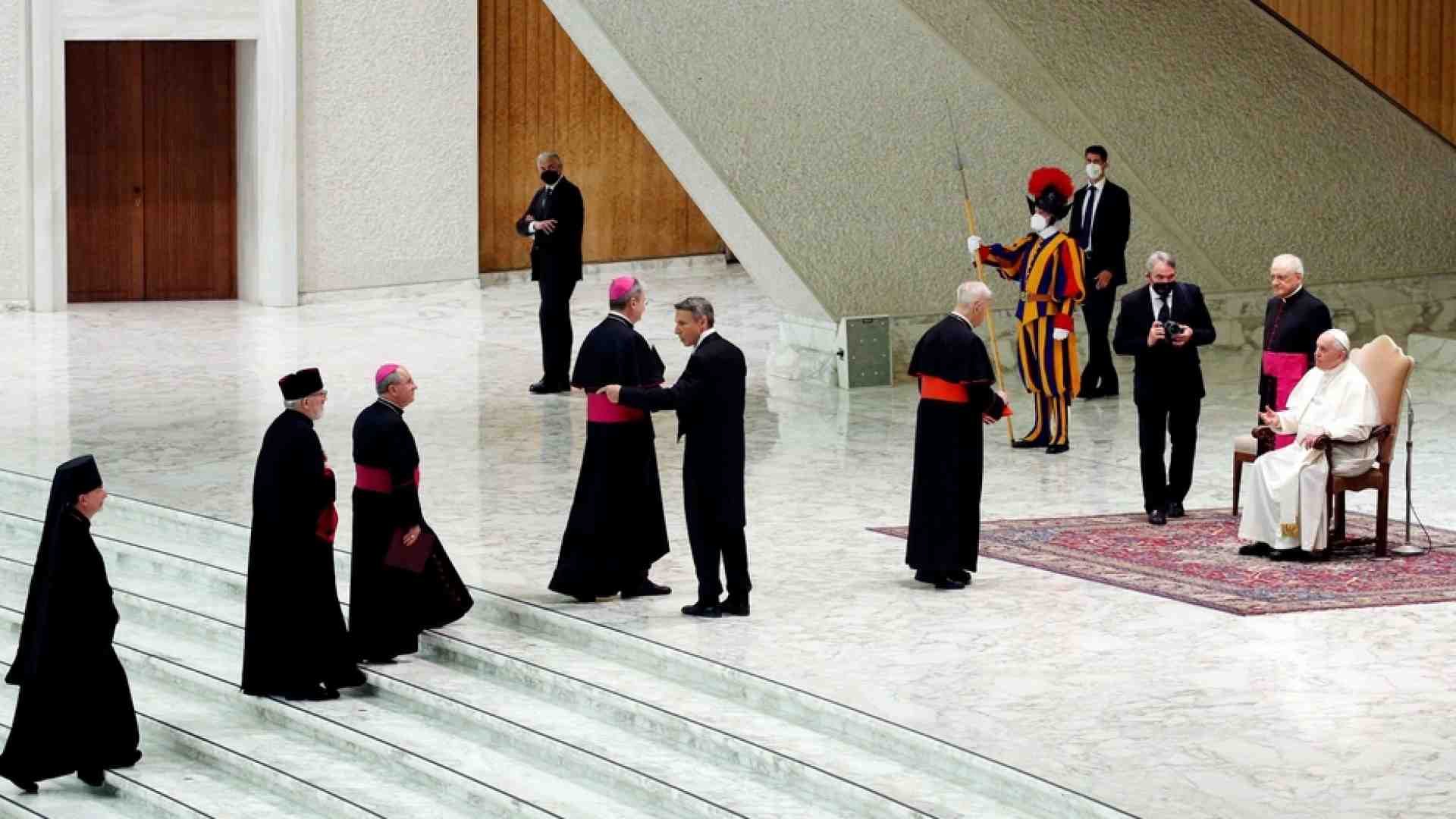 Immagine di Il Papa ai pellegrini slovacchi: la pace si fa anche con l'accoglienza