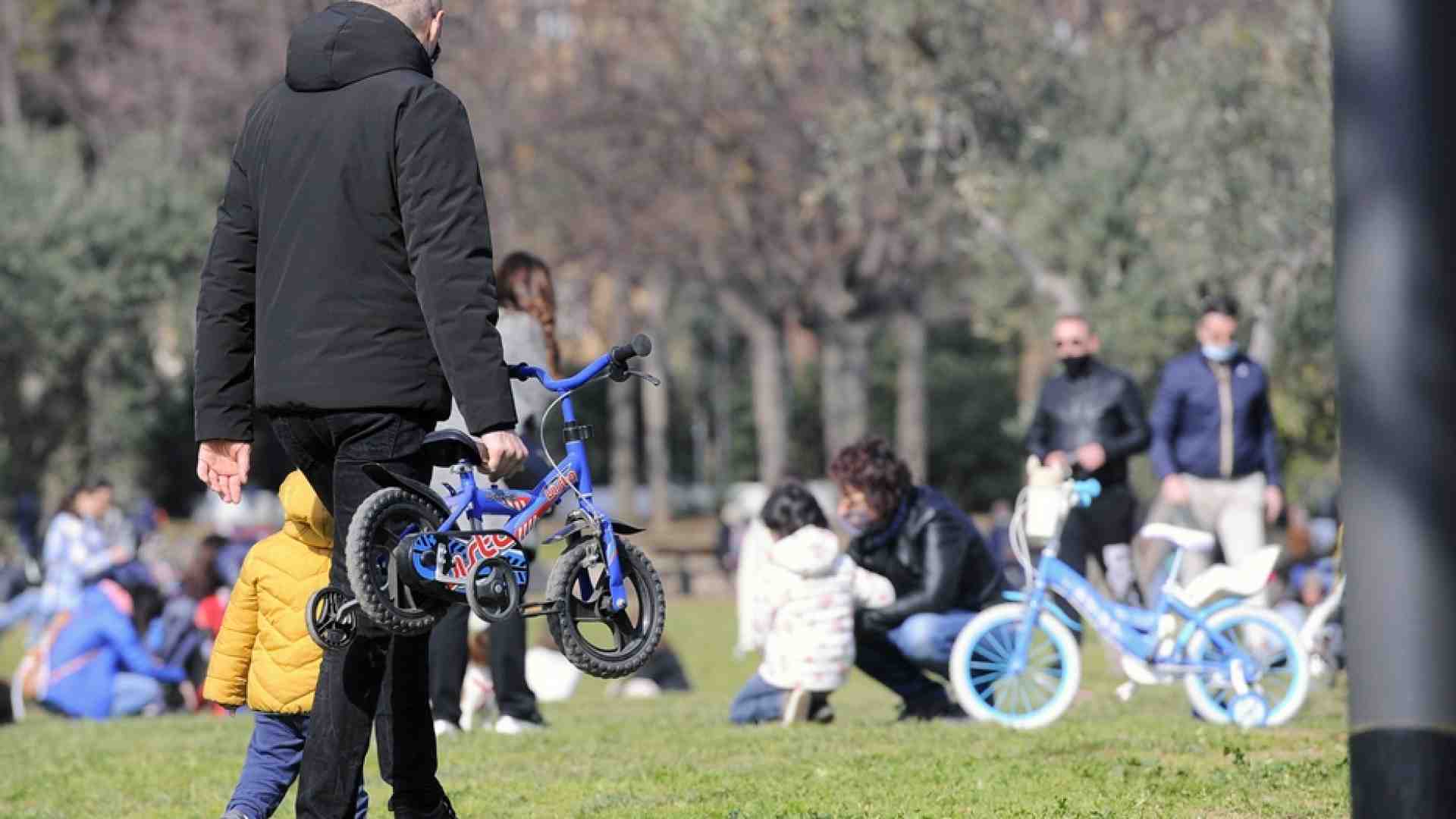 Immagine di Attenti agli «adultescenti»: seminano cultura di morte. E chiudono ai giovani