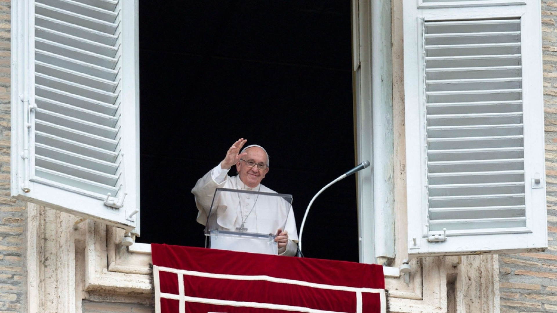 Immagine di Il Papa: piango per le sofferenze del popolo ucraino. Chi cerca la pace?