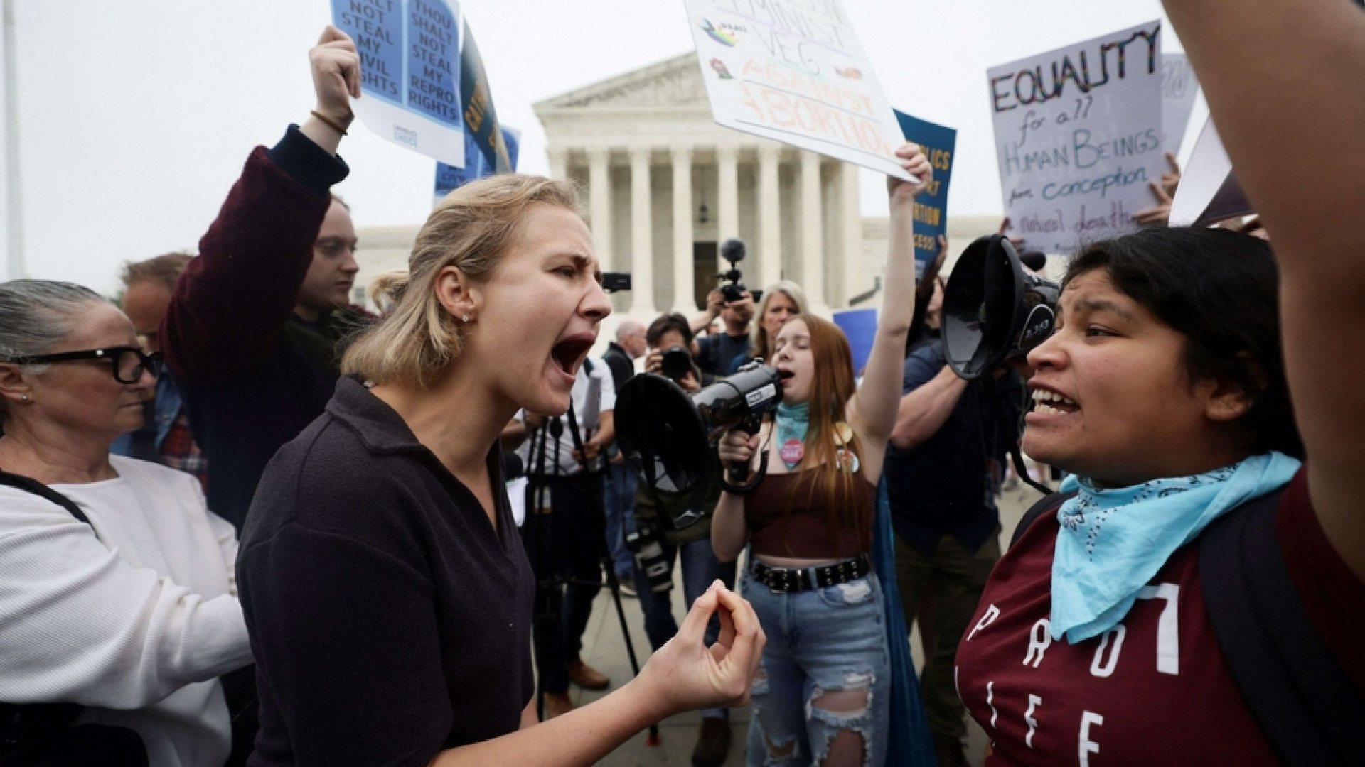 Immagine di Aborto, la Corte Suprema può revocare il suo «sì». Poi parola agli Stati