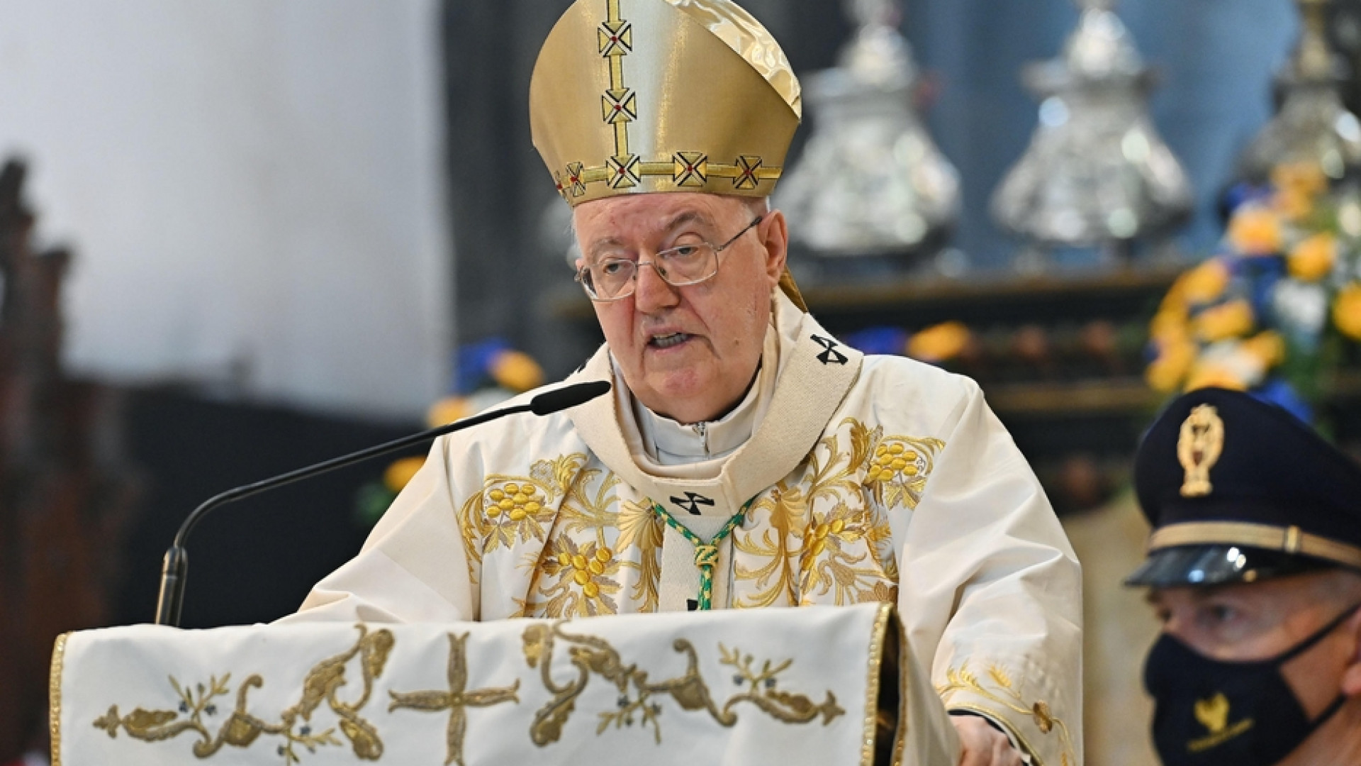 Immagine di I 12 anni di monsignor Nosiglia a Torino: giovani, lavoro e Sindone