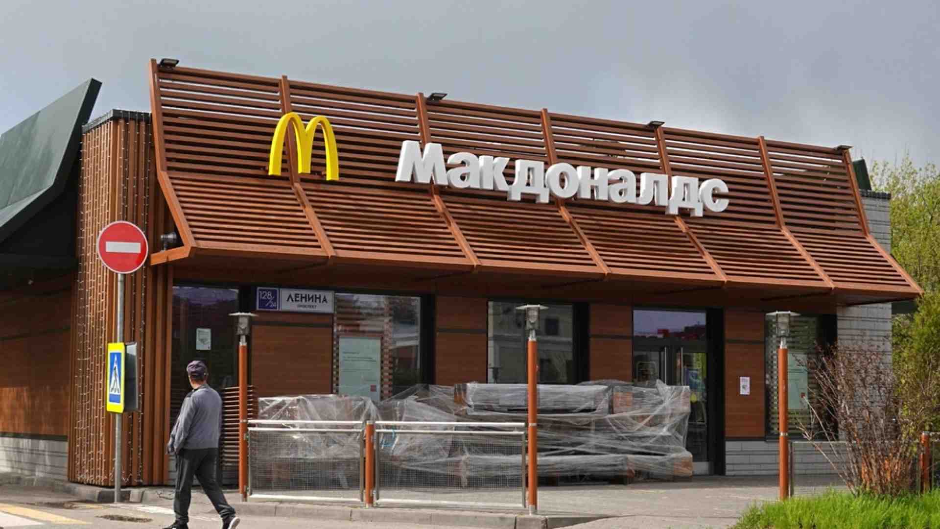 Immagine di Addio alla Russia, McDonald's diventa Zio Vanja. E lascia anche Renault