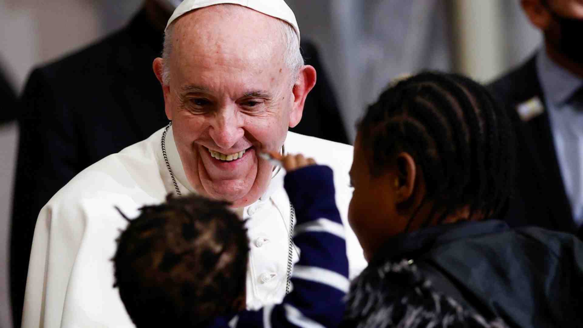 Immagine di Scegliere di stare con i fragili la guida di Francesco nella crisi