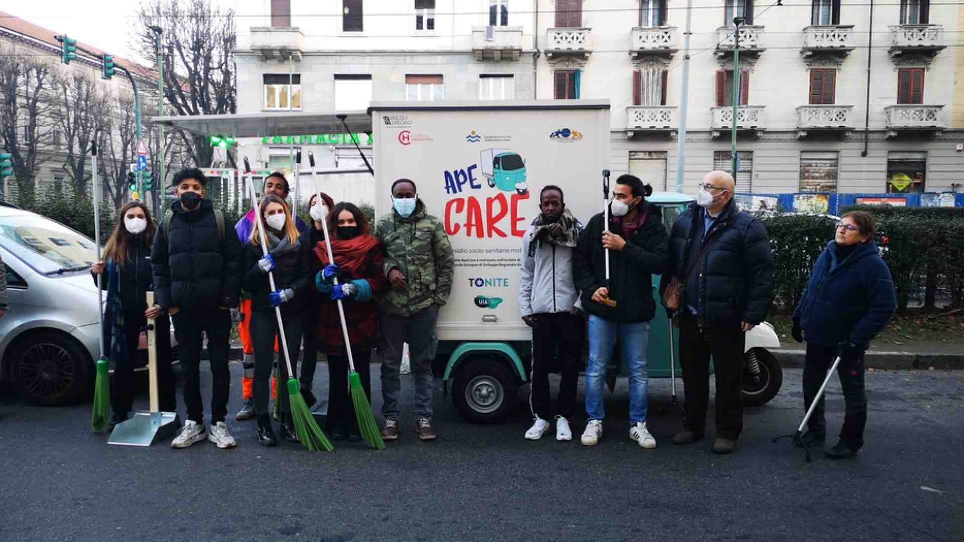 Immagine di La solidarietà viaggia in apecar. Anzi, in "ApeCare"