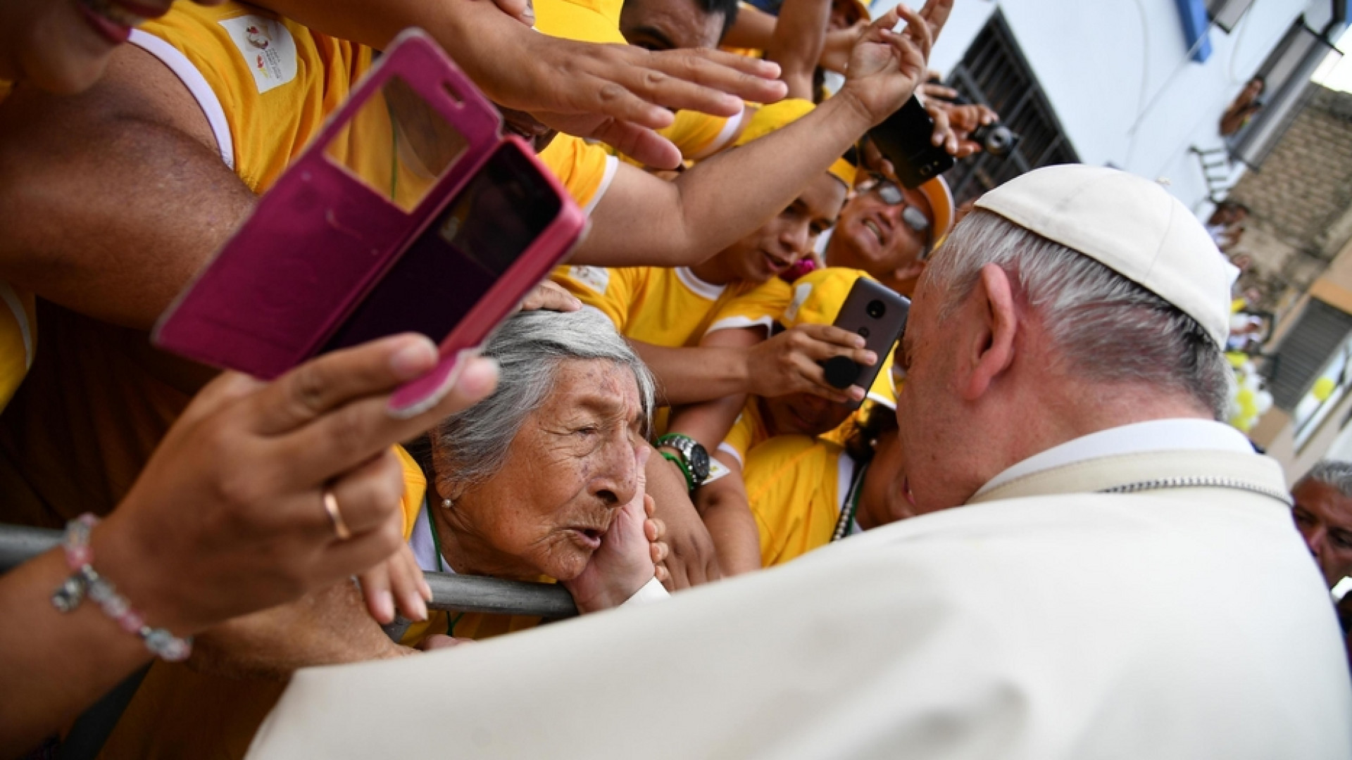 Immagine di Indulgenza plenaria a chi visiterà gli anziani il 24 luglio