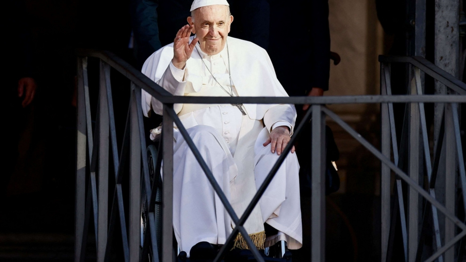 Immagine di Il Rosario per la pace con il Papa: la preghiera può cambiare le sorti del mondo