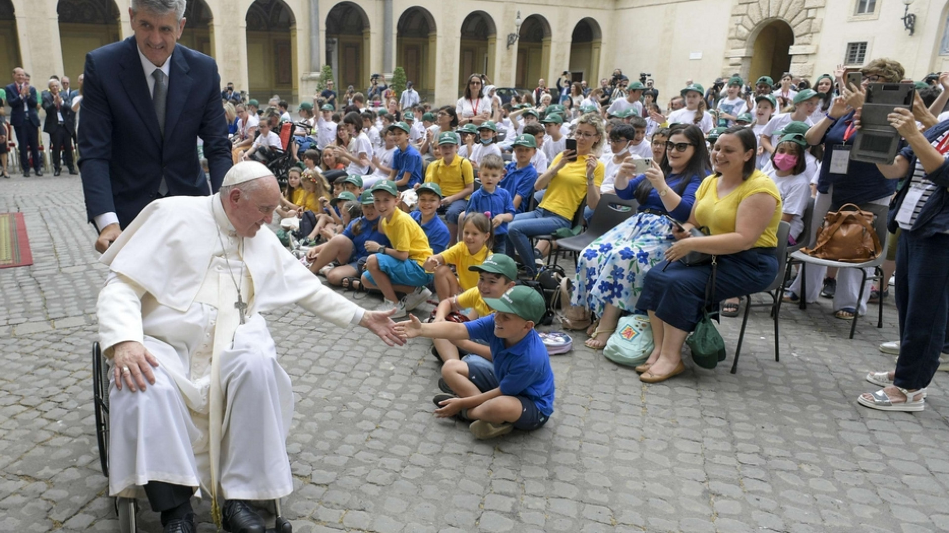 Immagine di Il Papa: desidero andare a Kiev appena possibile, aspetto il momento giusto