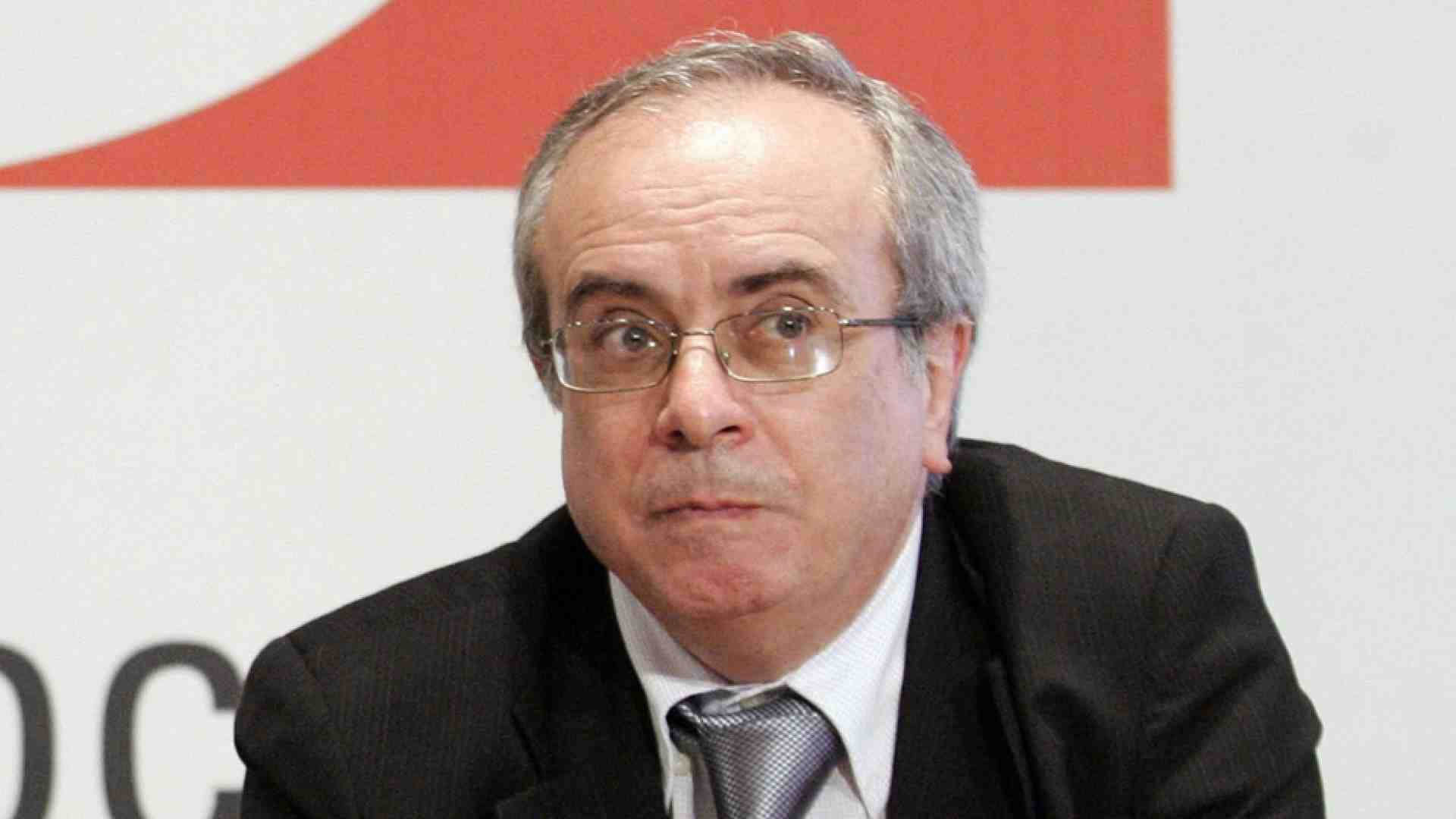 Immagine di Stimolare e mai disprezzare chi serve la cosa pubblica