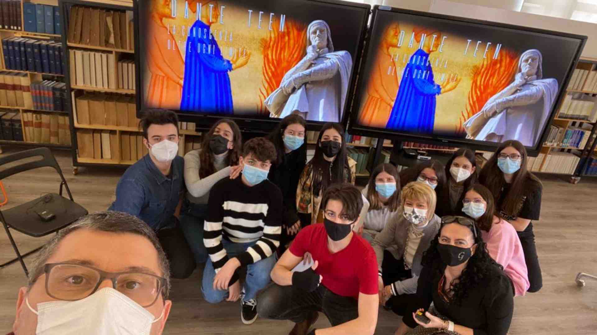 Immagine di Con Dante Teen il mondo dei nostri ragazzi in lockdown ha trovato spazio nelle trasmissioni di Telepace