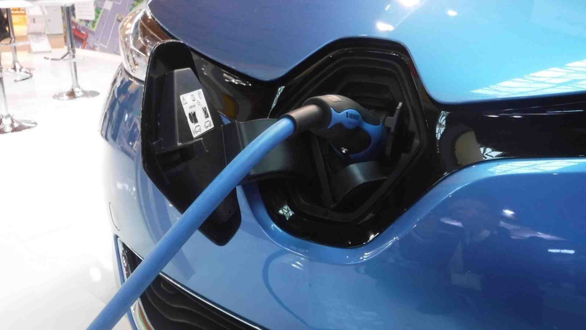Immagine di L'auto che diventa sostenibile per gli italiani resta un privilegio