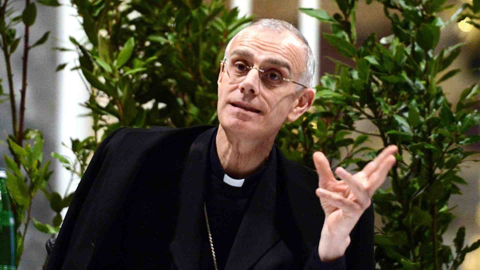 Immagine di Il vescovo Raspanti: «Va combattuto il clima di sfiducia»