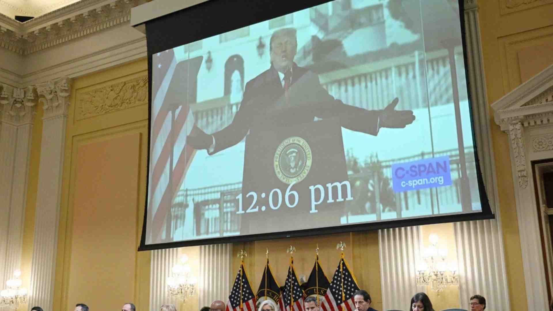 Immagine di L'inchiesta «inchioda» Trump: «L'assalto a Washington fu un colpo di Stato»