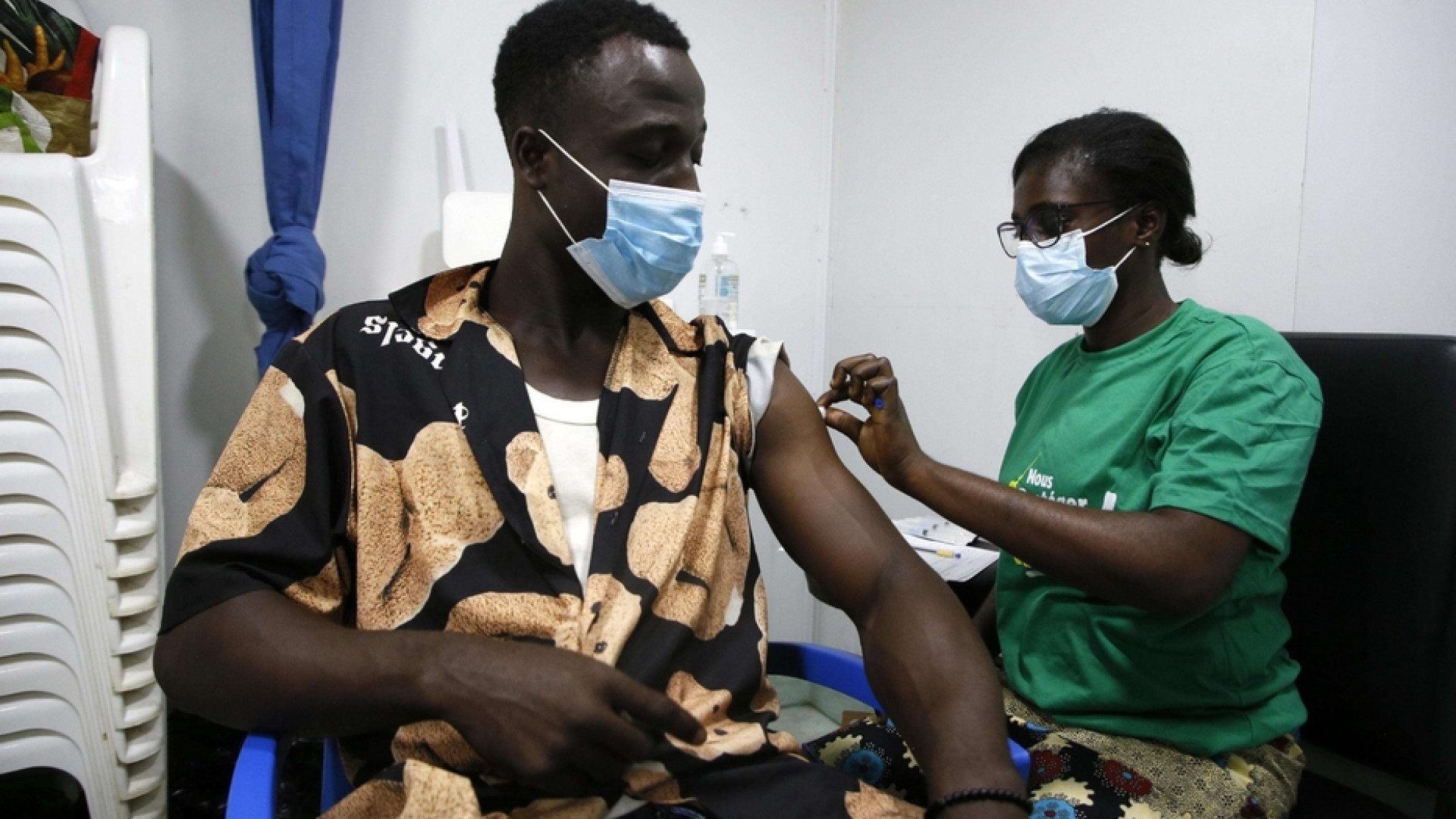 Immagine di Accordo per sospendere i brevetti sui vaccini per il Covid. Le Ong: è fasullo