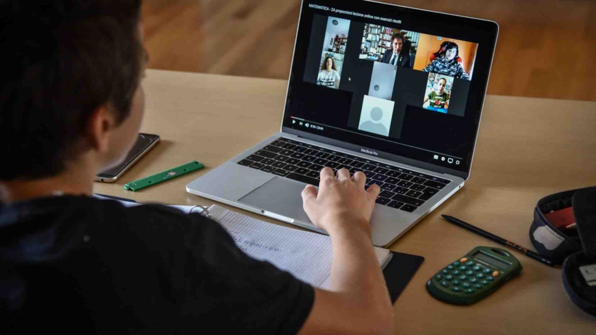 Immagine di Cantiere digitale per la scuola, il futuro dei ragazzi passa di qui