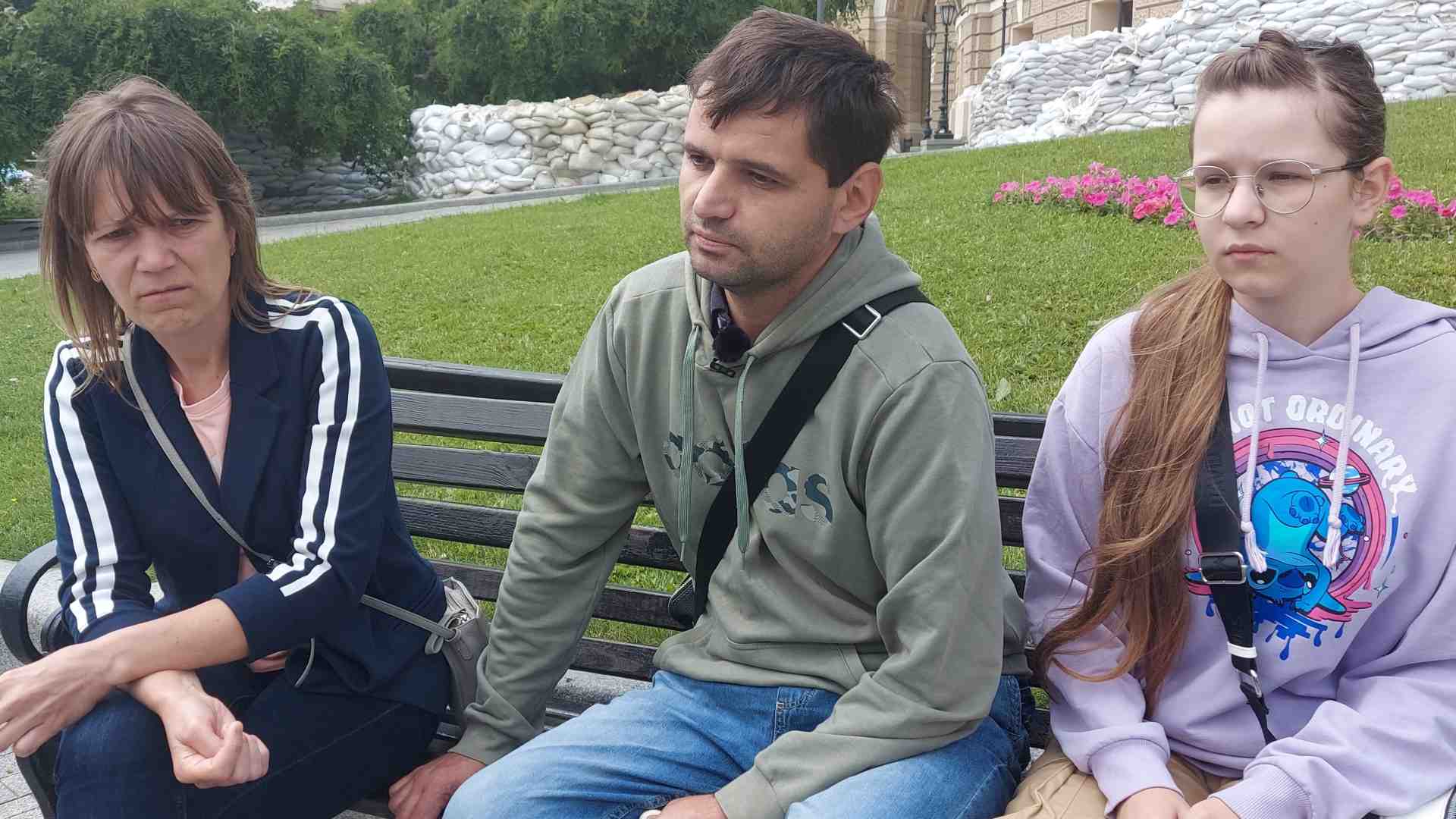 Immagine di «Noi in ostaggio a Mariupol. Putin ci ha tolto tutto, perciò lo denunciamo»