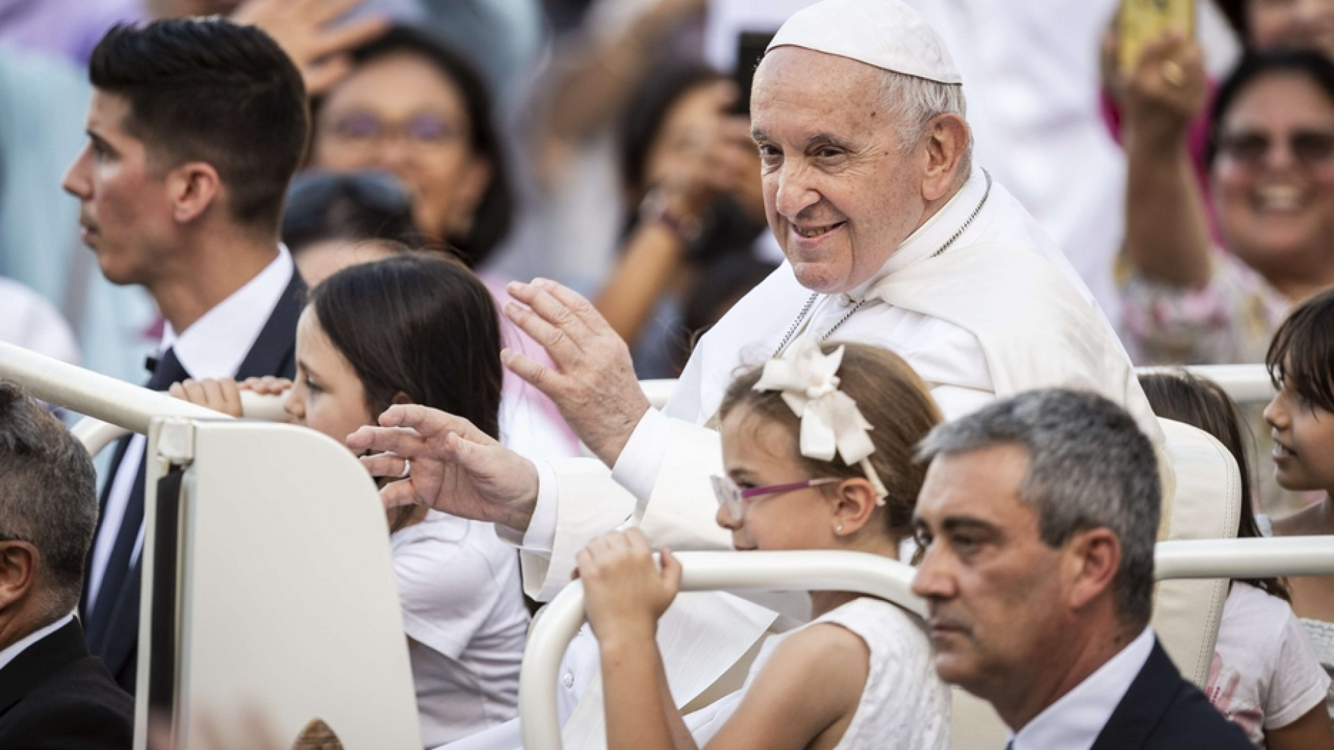Immagine di Papa Francesco: «La famiglia è scuola di libertà»