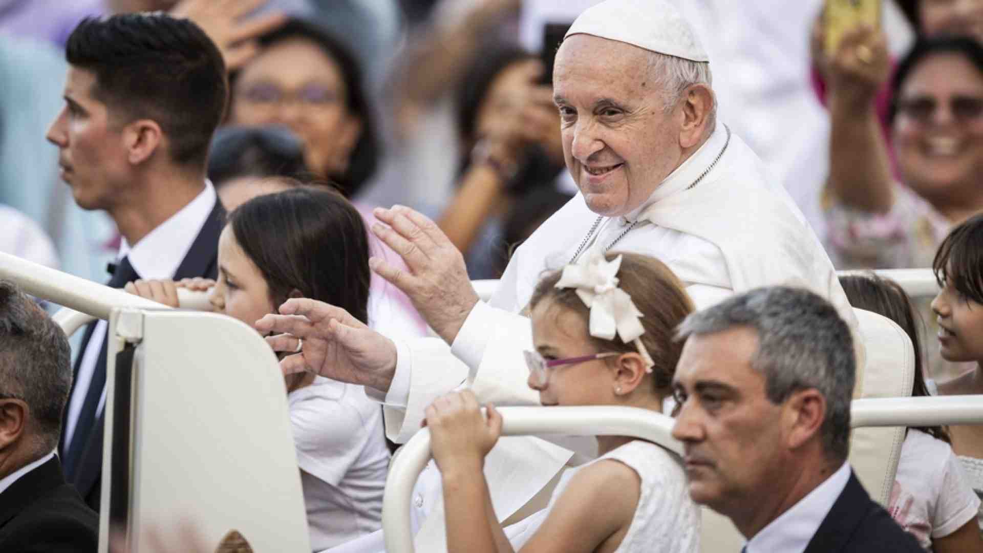 Immagine di Papa Francesco: «La famiglia è scuola di libertà»