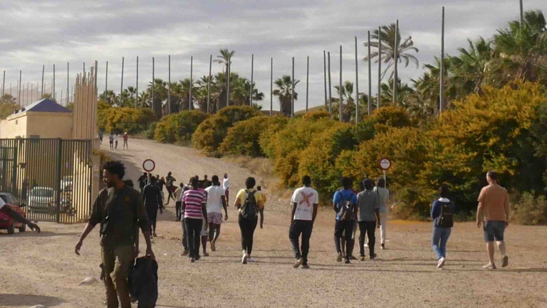 Immagine di Dramma alla barriera di Melilla: saliti a 37 i migranti morti nella calca