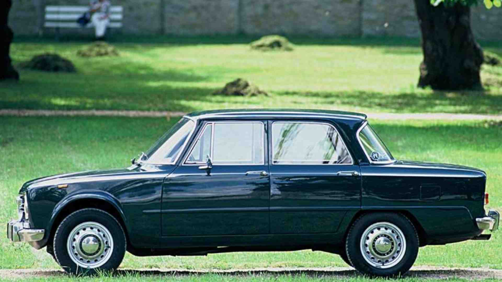 Immagine di Sessant'anni fa la prima Giulia, l'auto "disegnata dal vento"